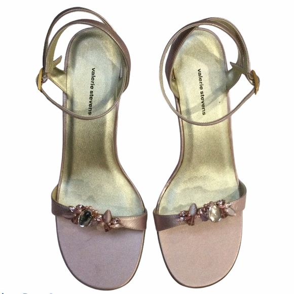 Dazzling Pink Satin Dress Sandals Heels, Bejeweled Straps, Adjustable Sz 8.5 NIB - Picture 4 of 16